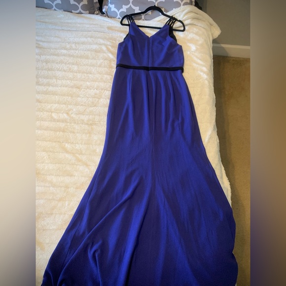 Dress the population belted crepe gown - Picture 4 of 8